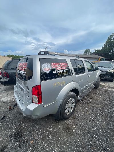 2005 Nissan Pathfinder Location - Imports - Row 31 - Stock # H53139