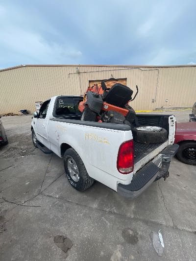 2002 Ford F-150 Location - Large Trucks & Vans - Row 17 - Stock # H53122
