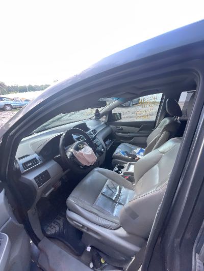 2011 Honda Odyssey Location - Imports - Row 44 - Stock # H52911