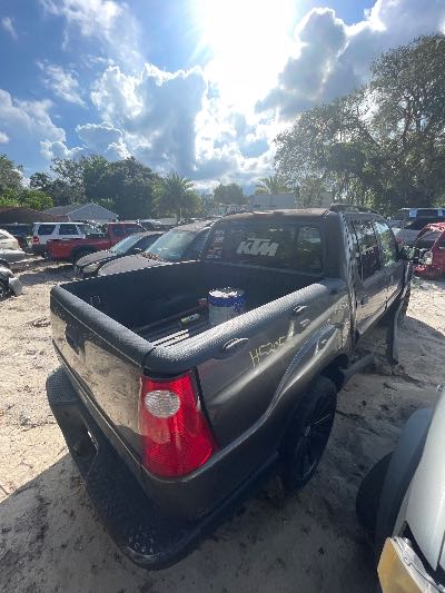 2005 Ford Explorer Sport Trac Location - Ford - Row 36 - Stock # H53052