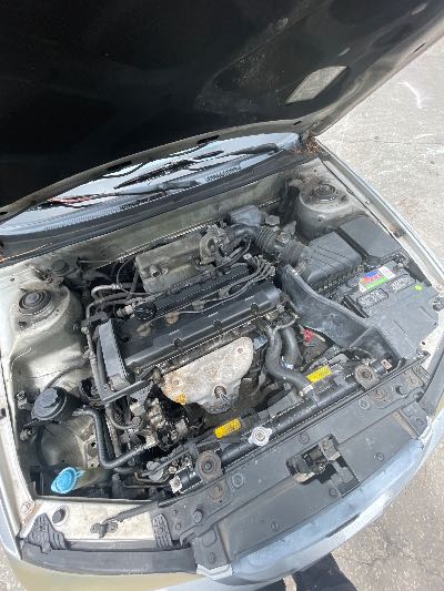 2004 Hyundai Elantra Location - Imports - Row 31 - Stock # H53160