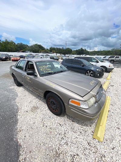 2003 Ford Crown Victoria Location - Ford - Row 35 - Stock # H53158