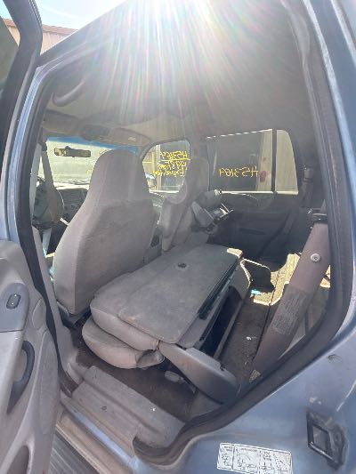 1998 Ford Expedition Location - Large Trucks & Vans - Row 19 - Stock # H53164