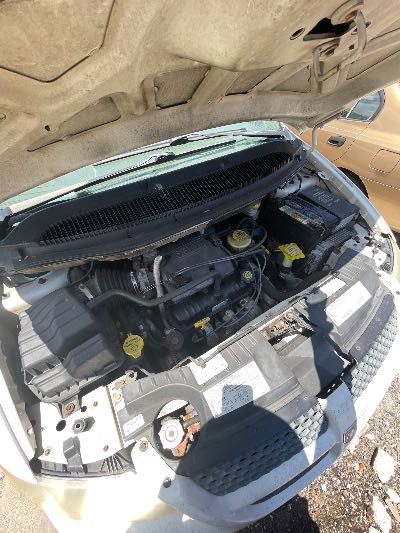 2001 Dodge Grand Caravan Location - Chrysler - Row 38 - Stock # H53166