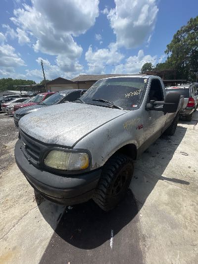2003 Ford F-150 Location - Large Trucks & Vans - Row 19 - Stock # H53167