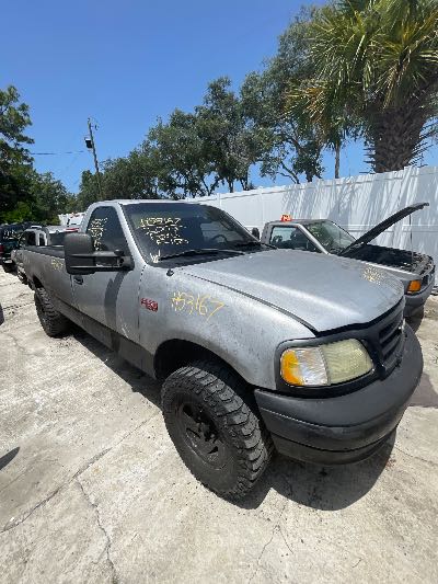 2003 Ford F-150 Location - Large Trucks & Vans - Row 19 - Stock # H53167