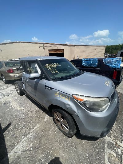 2016 Kia Soul Location - Imports - Row 2 - Stock # H53221