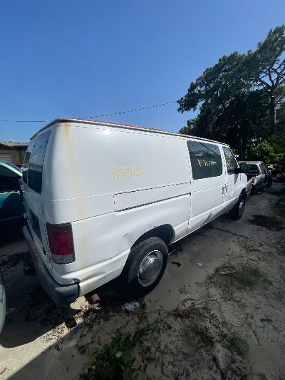 2004 Ford Econoline Cargo Van Location - Large Trucks & Vans - Row 25 - Stock # H53112