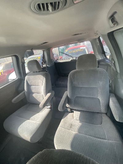 2002 Honda Odyssey Location - Imports - Row 42 - Stock # H53202