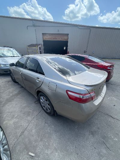 2007 Toyota Camry Location - Imports - Row 42 - Stock # H53218