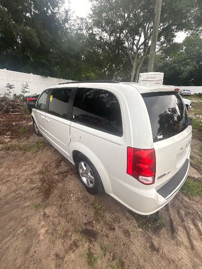 2011 Dodge Grand Caravan Location - Chrysler - Row 39 - Stock # H53187