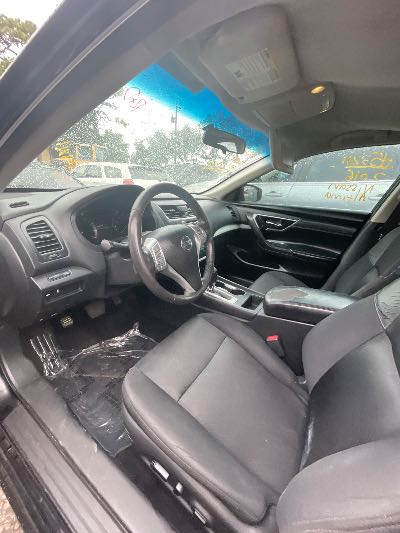 2016 Nissan Altima Location - Imports - Row 46 - Stock # H53211
