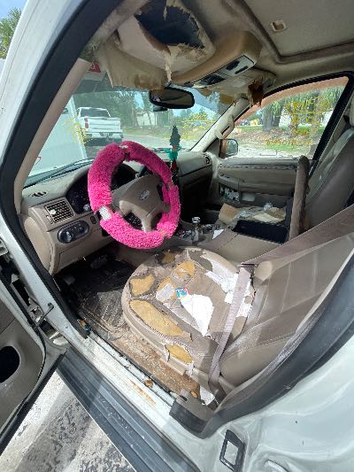 2003 Ford Explorer Location - Ford - Row 37 - Stock # H53191