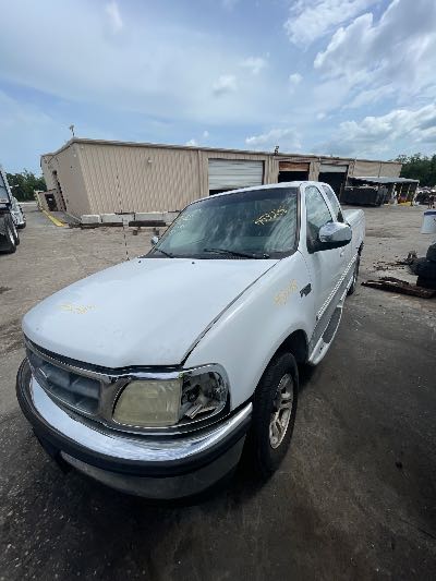 1997 Ford F-150 Location - Large Trucks & Vans - Row 20 - Stock # H53238