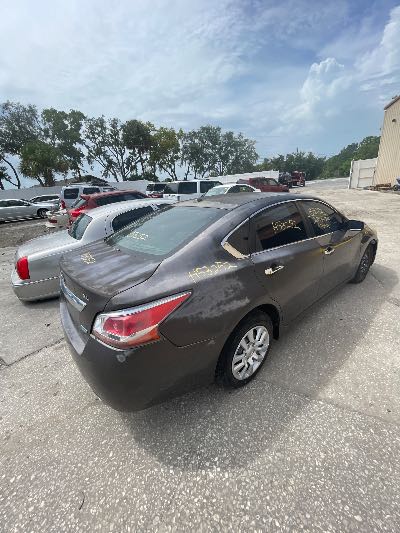 2014 Nissan Altima Location - Imports - Row 44 - Stock # H53252