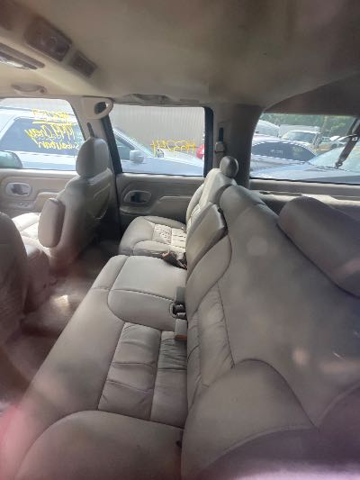 1999 Chevrolet Suburban Location - Large Trucks & Vans - Row 20 - Stock # H53254