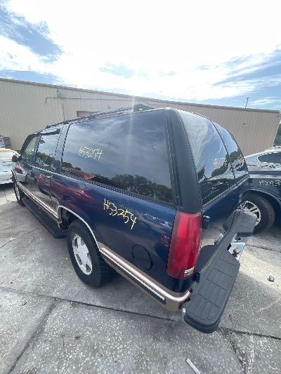 1999 Chevrolet Suburban Location - Large Trucks & Vans - Row 20 - Stock # H53254