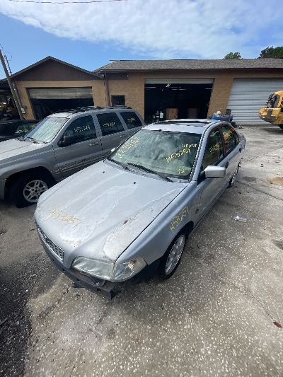 2004 Volvo S40 Location - Imports - Row 1 - Stock # H53251