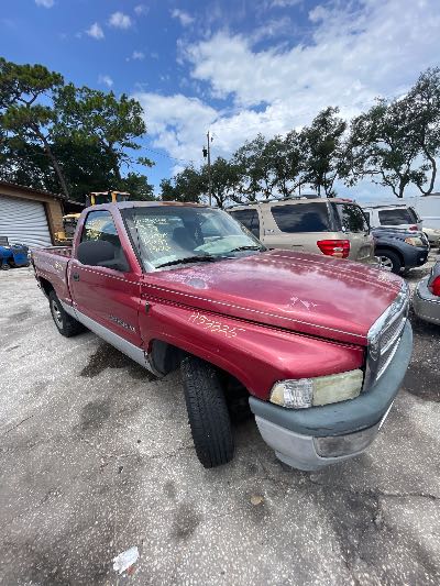 1999 Dodge Ram 1500 Location - Large Trucks & Vans - Row 21 - Stock # H53325