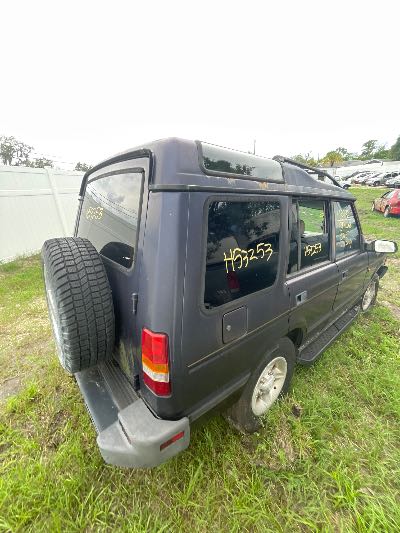 1997 Land Rover Discovery Location - Imports - Row 19 - Stock # H53253