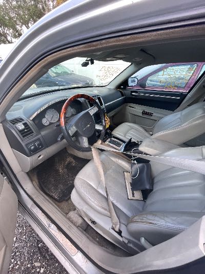 2006 Chrysler 300 Location - Chrysler - Row 42 - Stock # H53359