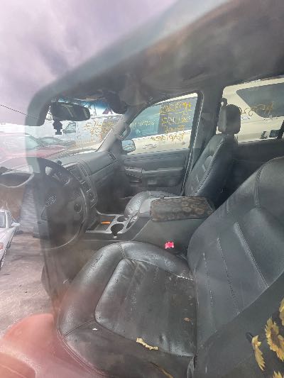 2003 Ford Explorer Location - Ford - Row 25 - Stock # H53262