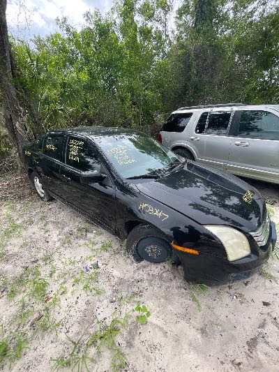 2006 Ford Fusion Location - Ford - Row 25 - Stock # H53247