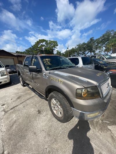 2004 Ford F-150 Location - Large Trucks & Vans - Row 22 - Stock # H53293