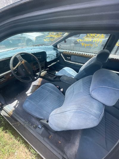 1991 Mercury Cougar Location - Ford - Row 36 - Stock # H53282