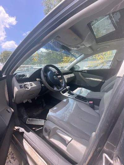 2006 Volkswagen Passat Sedan Location - Imports - Row 26 - Stock # H53285
