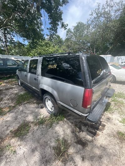 1999 GMC Suburban Location - Large Trucks & Vans - Row 29 - Stock # H53288