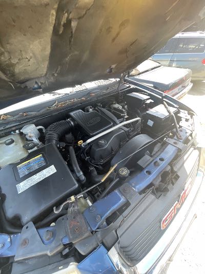 2006 GMC Envoy Location - GM - Row 32 - Stock # H53394