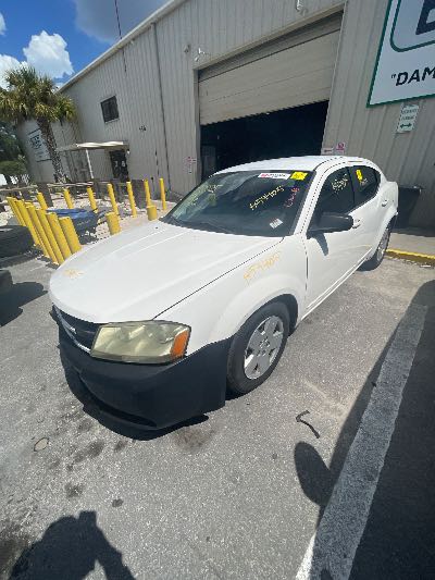 2009 Dodge Avenger Location - Chrysler - Row 43 - Stock # H53405