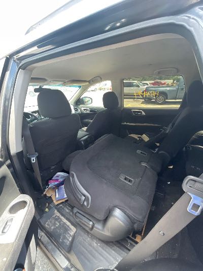 2013 Nissan Pathfinder Location - Imports - Row 5 - Stock # H53434