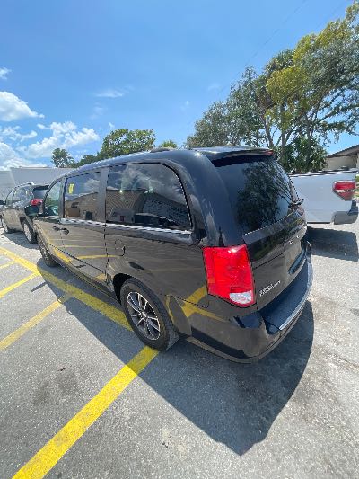 2017 Dodge Grand Caravan Location - Chrysler - Row 44 - Stock # H53407
