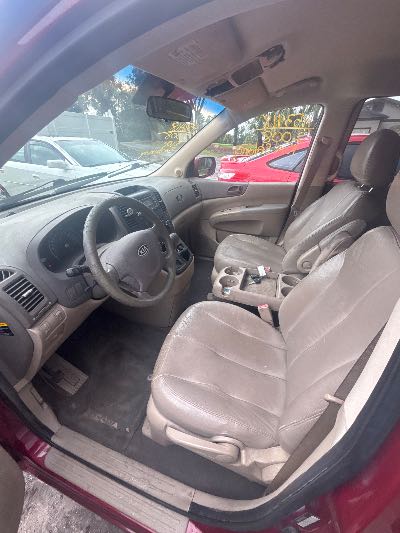 2008 Kia Sedona Location - Imports - Row 7 - Stock # H53418