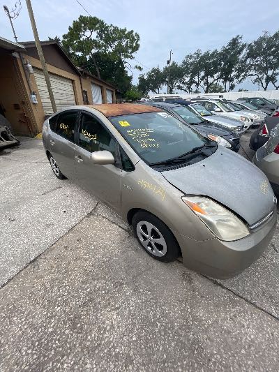 2006 Toyota Prius Location - Imports - Row 6 - Stock # H53424