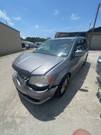 2014 Dodge Grand Caravan Location - Chrysler - Row 43 - Stock # H53460