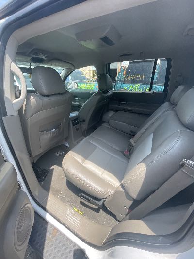 2009 Dodge Durango Location - Chrysler - Row 43 - Stock # H53406