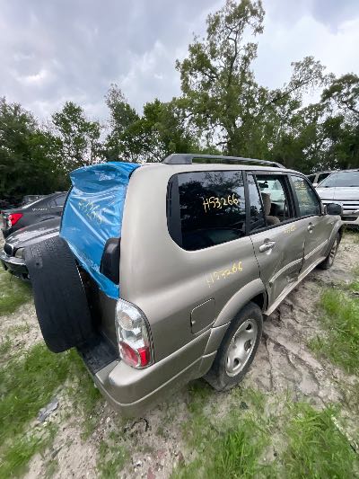 2004 Suzuki XL-7 Location - Imports - Row 1 - Stock # H53266