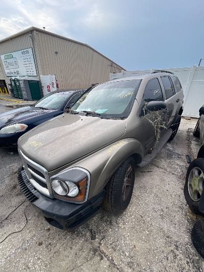 2006 Dodge Durango Location - Large Trucks & Vans - Row 24 - Stock # H53489