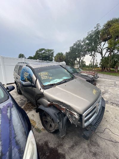 2006 Dodge Durango Location - Large Trucks & Vans - Row 24 - Stock # H53489