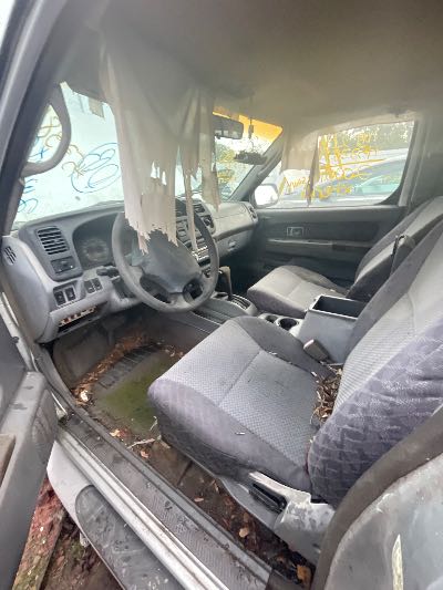 2000 Nissan Xterra Location - Imports - Row 4 - Stock # H53381