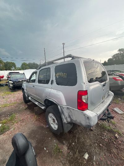 2000 Nissan Xterra Location - Imports - Row 4 - Stock # H53381