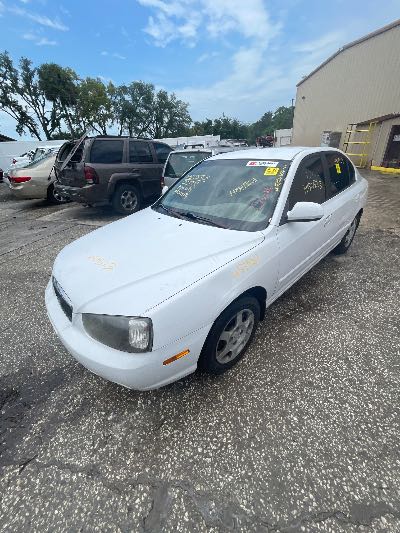 2003 Hyundai Elantra Location - Imports - Row 9 - Stock # H53523