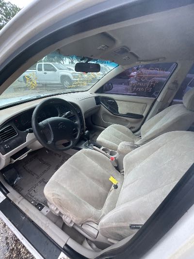 2003 Hyundai Elantra Location - Imports - Row 9 - Stock # H53523