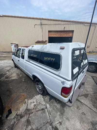 1995 Ford Ranger Location - Ford - Row 27 - Stock # H53544