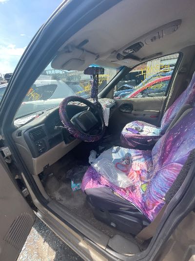 2001 Chevrolet Venture Location - GM - Row 34 - Stock # H53484