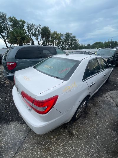 2009 Lincoln MKZ Location - Ford - Row 27 - Stock # H53528