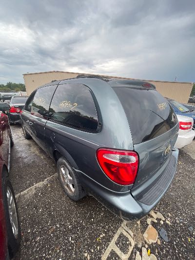 2006 Dodge Grand Caravan Location - Chrysler - Row 44 - Stock # H53547
